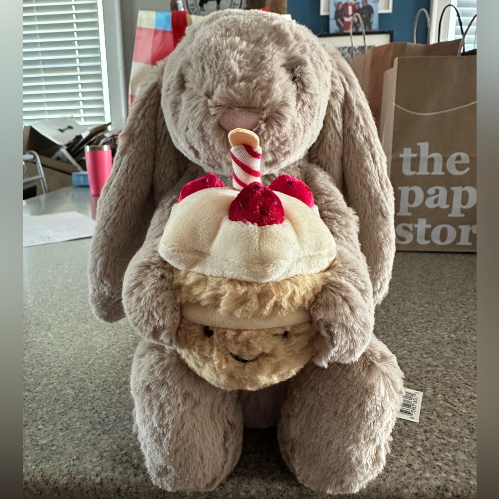 Jellycat Bashful Beige Bunny Birthday